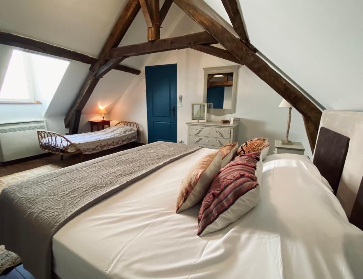 Hôtel Moulin Le Fleurie à Charenton-du-Cher Extérieur photo
