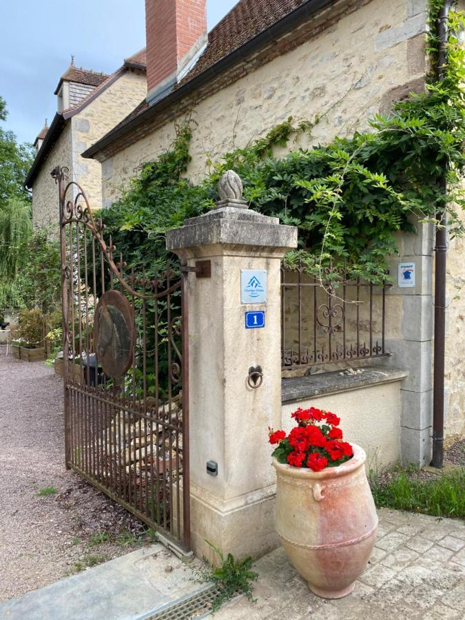 Hôtel Moulin Le Fleurie à Charenton-du-Cher Extérieur photo
